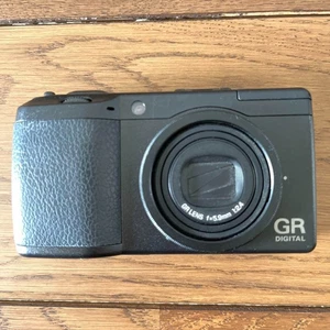 Ricoh GR Digital II Black Compact Digital Camera Used From Japan - Picture 1 of 6