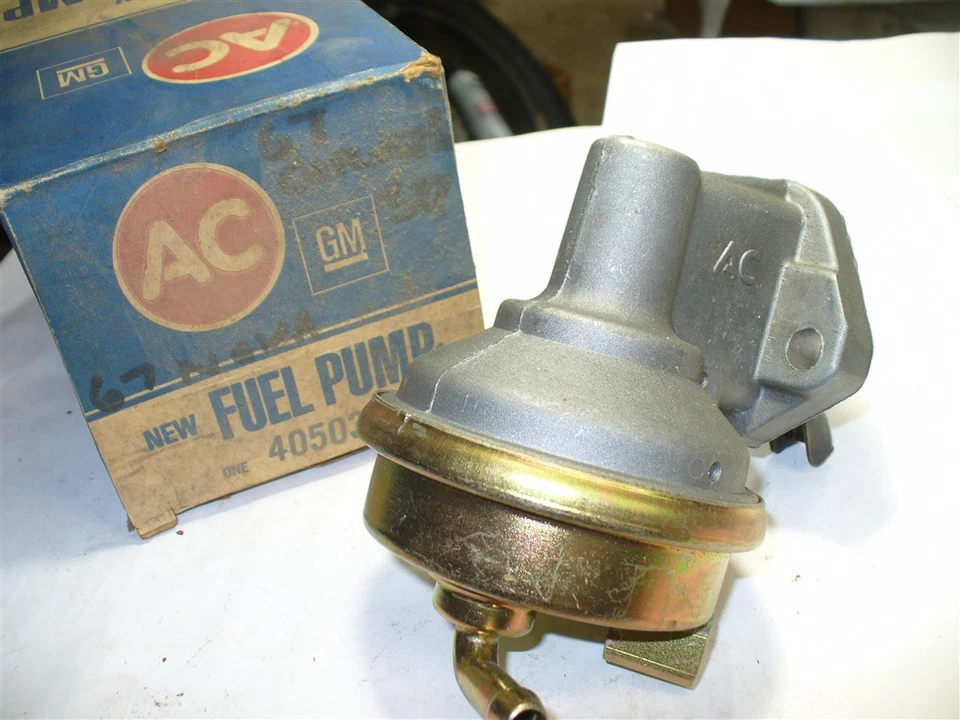 Chevrolet Camaro Corvette Nova 1967 bomba de combustible nos 6416712 con logotipo de aire acondicionado 40503 Foto 1 de 4