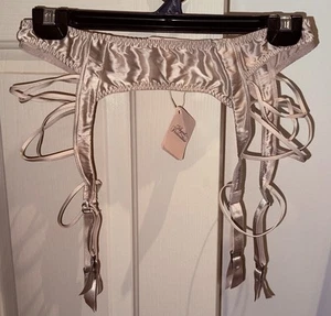Agent Provocateur ZSI-ZSI SUSPENDER NUDE Silk AP4 Large BRAND NEW W/Tags. - Picture 1 of 9