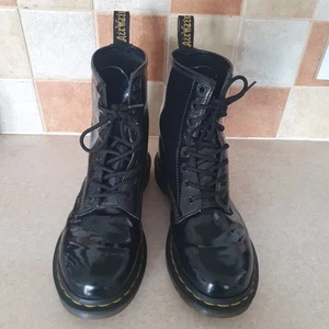 Dr Martens Size 6 Uk Patent Black Leather Boots 11821 - Picture 1 of 20