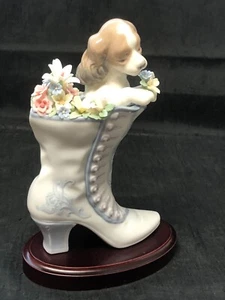 Lladro ""A Well Heeled Welpe"" Sammlerfigur # 6744 Hund im Stiefel Top - Bild 1 von 15