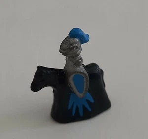 PLAYMOBIL (DD17) MICRO MONDE - Chevalier à Cheval Parure Noire 4333 - Picture 1 of 1