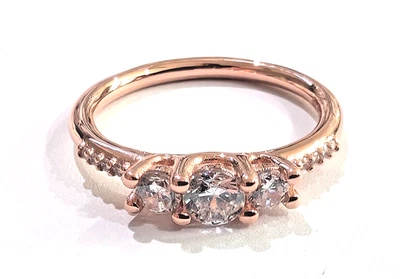 Anillo Pandora ROSA, Elegancia Brillante, #186242CZ, Circonita cúbica Transparente, Chapado en Oro Rosa Foto 1 de 4