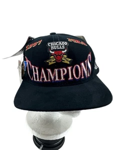 Rare 1997 NBA Chicago Bulls Cap Champions Locker Room Logo Athletic Snapback Hat - Picture 1 of 14