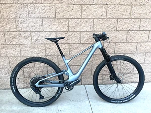 2022 Scott Spark 950 Silver Alloy Full Suspension Hidden Shock 130/120 - Picture 1 of 22
