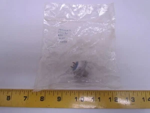 Amphenol 165-36 Sq Flange Recept Bayonet Mating 5#20 Solder Socket Connection - Picture 1 of 9