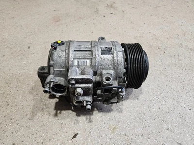 Air BMW F80 LCI F82 LCI F83 LCI F87 LCI With Magnetic Coupling 6805072 - Image 1 of 4