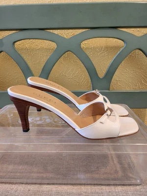 Worn Once Gucci Authentic Vintage White Leather Open Toe Mules Size 6 US - Image 1 of 4