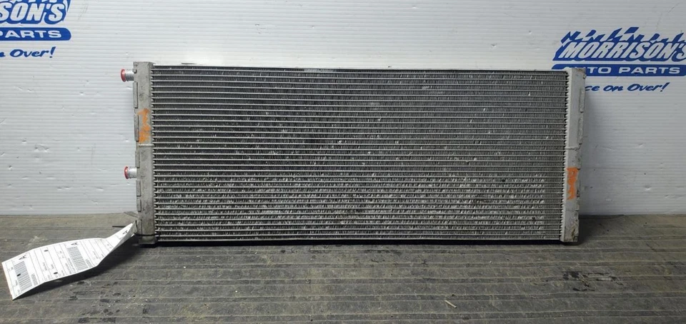 Radiator Main Front Fits 11-12 BMW ALPINA B7 1343564 - Image 1 of 4