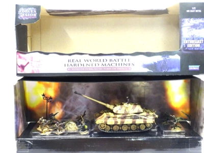 Forces of Valor 1:72 Unimax 85501 German King Tiger And Soldiers Set Frank. 1944 - Bild 1 von 4