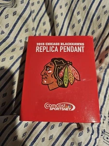 Chicago Blackhawks - *Ciondolo replica SC Champion 2015 *_ SGA _1-8-16_ *NUOVO*! - Foto 1 di 6