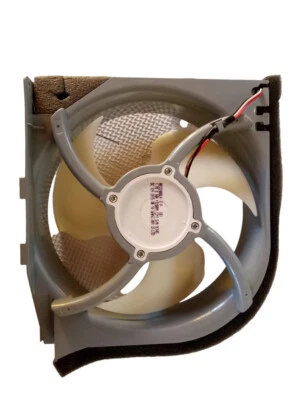 DA97-15765C Samsung Refrigerator Condense Fan Motor Assembly RF28HDEDTSR/AA-00 - Image 1 of 2