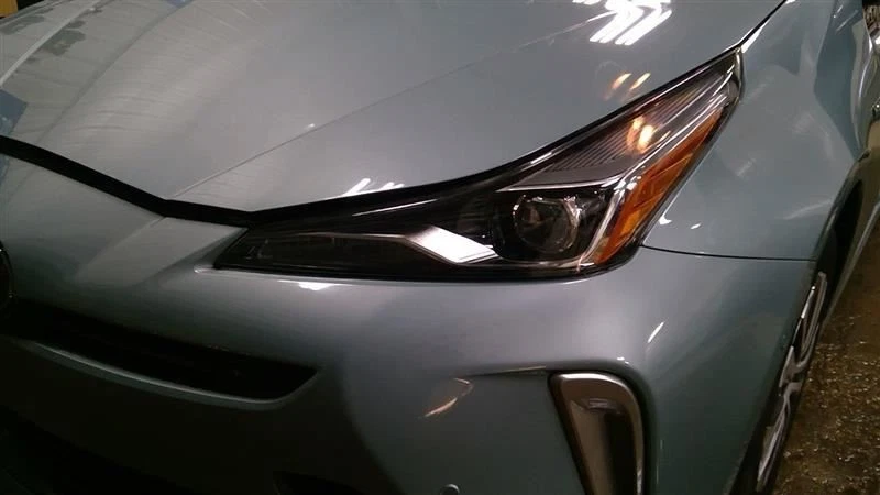 19 20 21 22 Toyota Prius Passenger Right Headlight LED Without Adaptive - Image 1 of 4