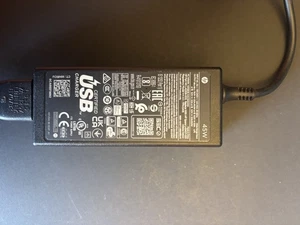 OEM hp 45W AC Adapter (Model: TPN-DA15) PN: L42206-003 - Picture 1 of 2