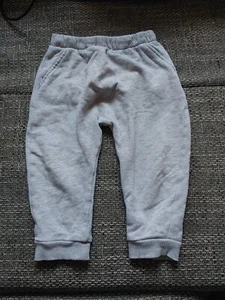 Jogginghose 74 - Bild 1 von 1