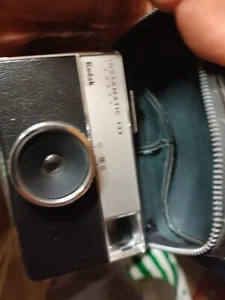 Macchina Fotocamera Kodak Istamatic 133   Confezione Originale Non Testata - Foto 1 di 6