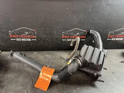 Jeep Renegade 2017 2,4 admisión de aire limpiador filtro caja con tubos Foto 1 de 4