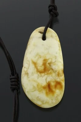 正品波罗的海琥珀白蛋黄吊坠可调节皮革 6.5 克 200909-8 — 第 1/4 张图片