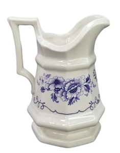 Simpsons Ltd Pfaltzgraff Henry Ford Museum CLINTON INN Creamer - Picture 1 of 11