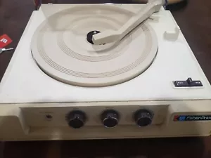 Giradischi Fisher Price vintage 1983 modello 835 FUNZIONANTE - Foto 1 di 8