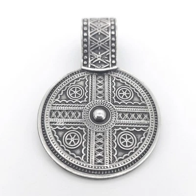 Vintage Silver Egyptian Pendant Engraved Disc Hinged 800 Silver Large 17g Rare - Image 1 of 4