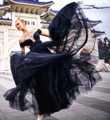 Temperley London Runway Ballerina Show Crystal Black Long Gown Dress US 12 UK 16 - Image 1 of 4