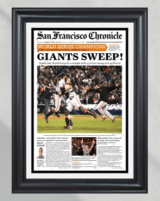 Velas impresas de periódico de portada enmarcadas de la Serie Mundial de los Gigantes de San Francisco 2012 Foto 1 de 4