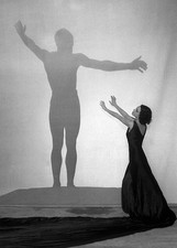 1933 Tilly Losch Reaching Towards Roman Jasinskys Shadow Old Photo