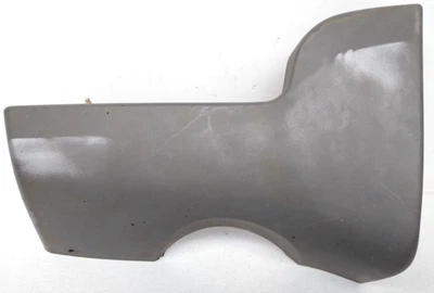 17" Passenger Side Rear 02-06 Chevy Tahoe LS LT Z71 Quarter Panel Lower Trim G68 - Image 1 of 4