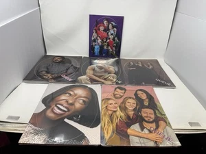 6 QUEUE NETFLIX MAGAZINEs 2024 FYC Folletos Promocionales Sellados Totalmente Nuevos - Imagen 1 de 17