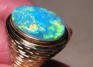 Large 6.1 ct  Men's Gem Opal Ring -- 13 grams of 14k Yellow Gold , brightness 5 - Picture 1 of 15