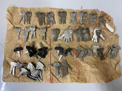 LOTE DE LLAVES KAWASAKI NOS F6 F7 F9 F11 G4TR G5 1971-73 Foto 1 de 4