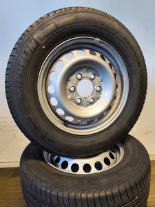 4 Gomme Estive 225 65 R16 C Mercedes Sprinter W910 16" Cerchi Acciaio Ruote Estive - Foto 1 di 3