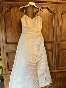 Maggie Sottero Couture Wedding Dress Size 10 with Jacket and Clutch Bag - Picture 1 of 24