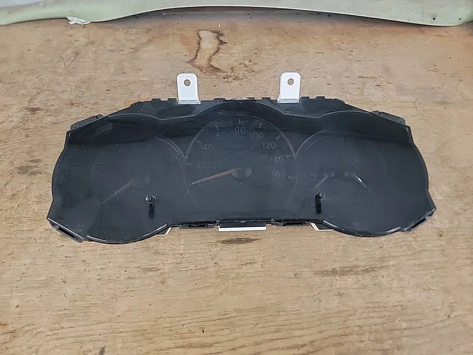 2007 2008 2009 Nissan Altima Speedometer Gauge Cluster - Image 1 of 4