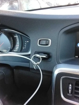 Ignition Switch Dash Mounted Push Button Fits 14-18 VOLVO S60 3051471 - Image 1 of 4