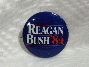 "Pin de botón político Reagan Bush 1984 vintage 1 3/8"" prendedor de campaña presidencial" - Imagen 1 de 4