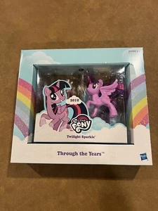 SDCC 2019 Hasbro My Little Pony Twilight Sparkle Through the Years Esclusivo Nuovo - Foto 1 di 15