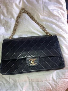 CHANEL Classic Single Flap Magnetic Closure Shoulder Bag Black Leather - Picture 1 of 14