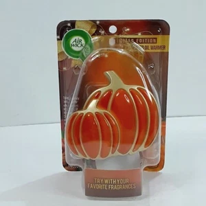 AIRWICK LIMITED EDITION PUMPKIN SCENTED OIL WARMER AND REMOVABLE DECOR CLIP - Picture 1 of 4
