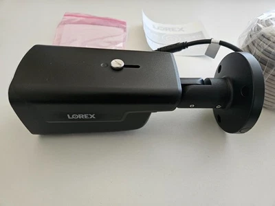 LOREX LNB9282B - 4K IP Wired Camera with Motorized Varifocal Lens - 4 Cameras - Image 1 of 4