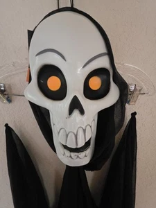 Hyde & Eek Ghoul Halloween Decoration 65" Indoor/Outdoor Glows Under Black Light - Picture 1 of 10