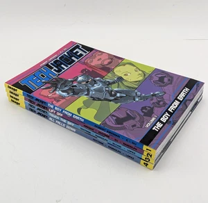 TechJacket Graphic Novel Vol. 1-4 Image Comics Kirkman Su Skybound - Picture 1 of 11