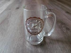 COLLECTIBLE GLASS UNIVERISTY OF WYOMING LARAMIE BEER MUG 5 INCH TALL - Picture 1 of 2