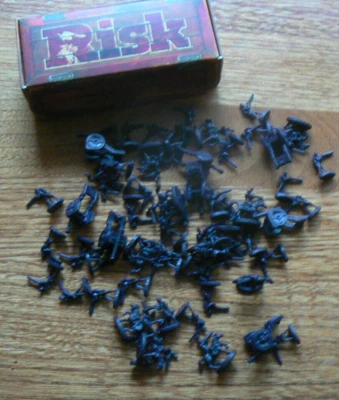 Компонент настольной игры RISK 2015 — полный ящик BLACK Army in War - Изображение 1 из 2