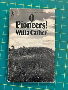 O Pioneers! by Willa Cathers VTG PB Sentry Edition - Picture 1 of 2