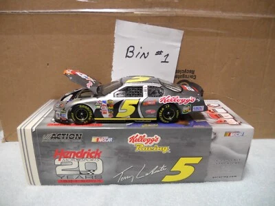 1/24 Action 2004 nasxcar #5 Terry Labonte 20 Years of Hendrick Chevy Monte Carlo - Image 1 of 4