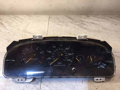 ✅ 1996 1997 Mazda 626 MX6 2.0 A/T Instrumento Velocímetro Cuadro Medidor  Foto 1 de 4