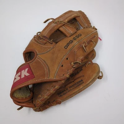 SSK DPG-250 Sasaki RHT Size 10.5 Dimple Baseball Glove Mitt The Catching Machine - Image 1 of 4