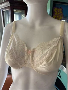 VTG Lingerie Bra 90s OLGA 36D Mexico Style 33053 Ivory Lace Pink Floral Satin - Picture 1 of 13